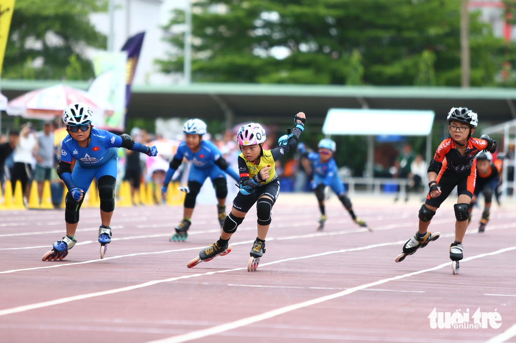 Xem các VĐV nhí đua tốc độ ở Giải roller sports quốc gia 2023 - Ảnh 3.